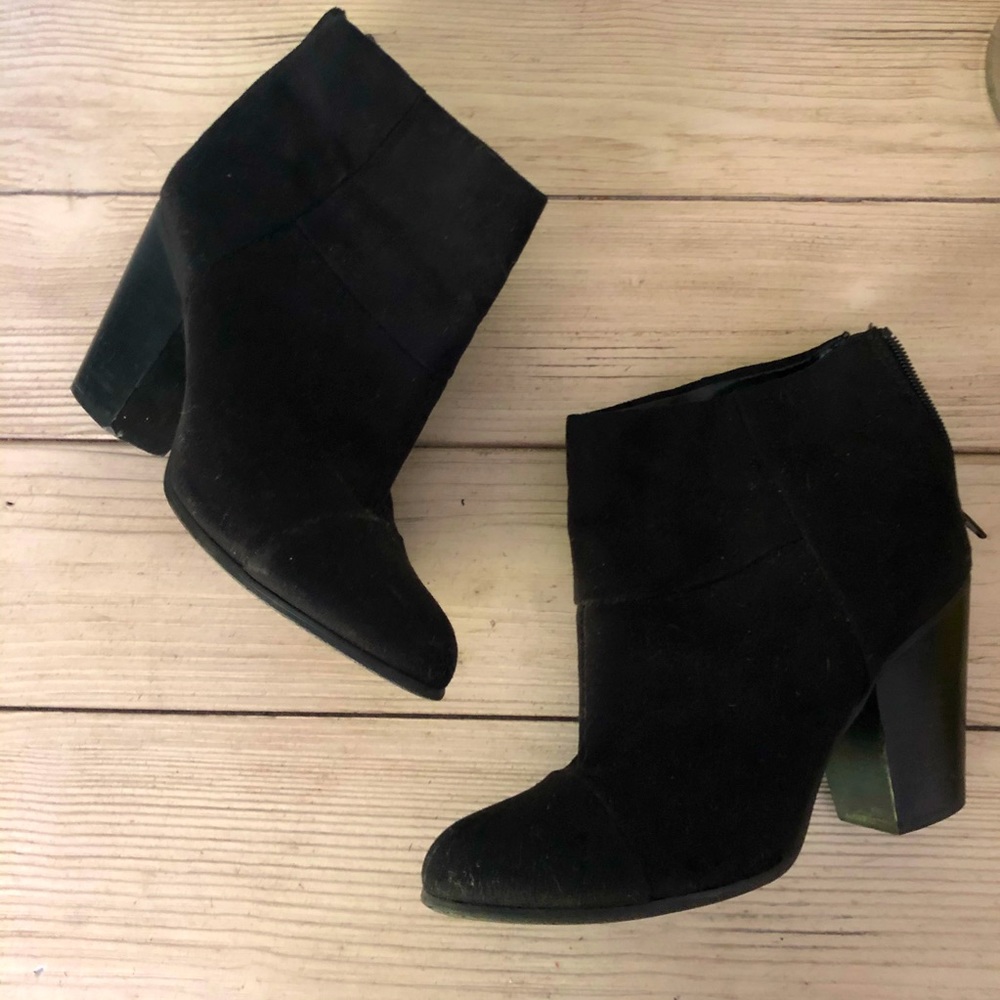❤️Carlos Santana black ankle boot booties